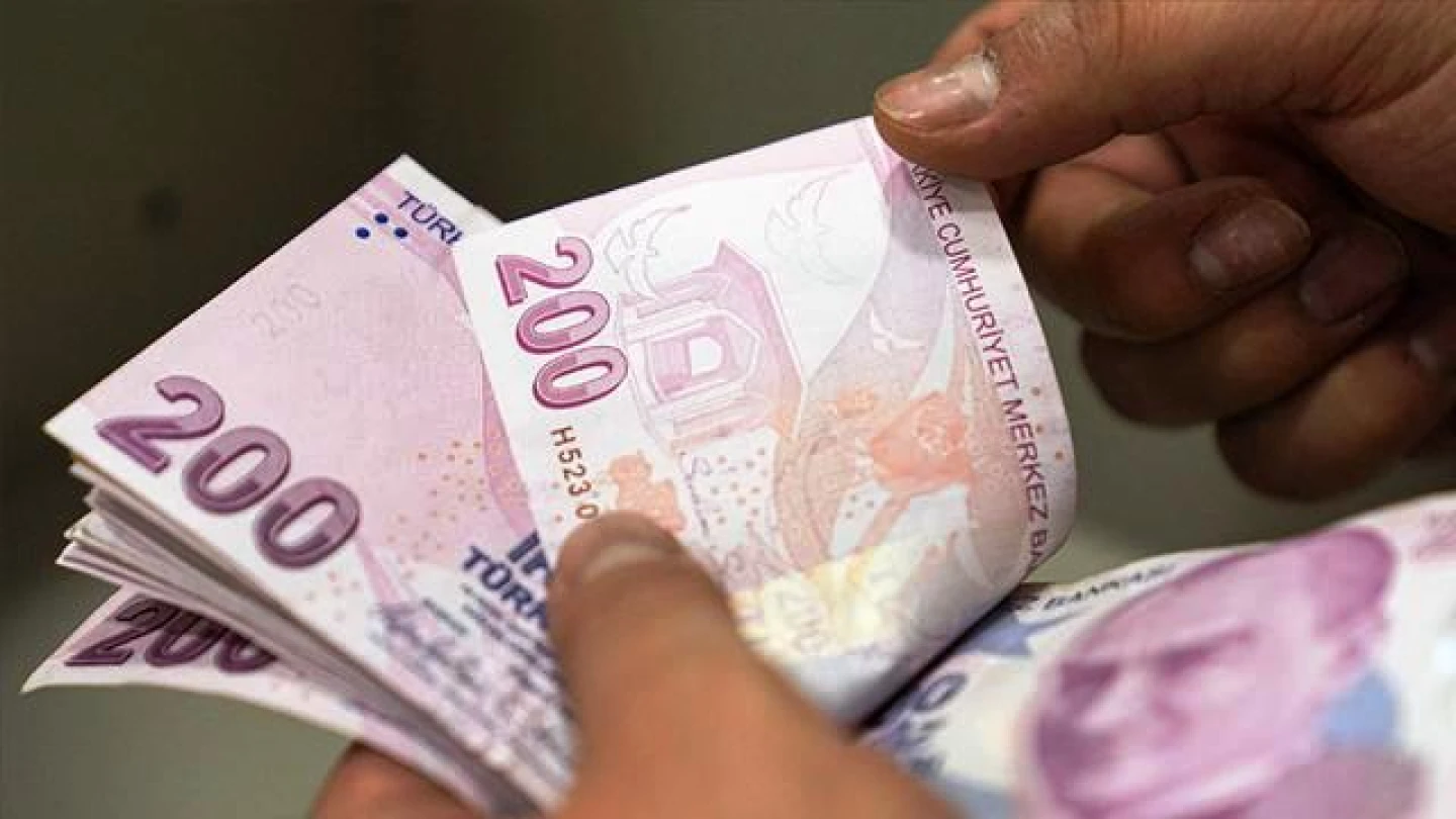 Emekli maaş artışını da içeren teklif Meclis'ten geçti