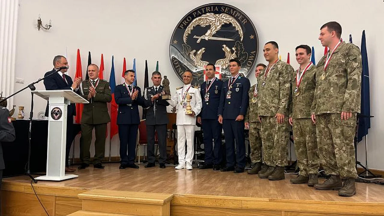 35'inci NATO Satranç Şampiyonası'nda takım olarak birincil