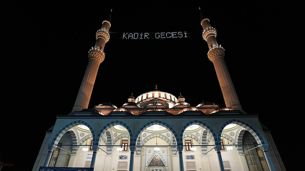 Kadir Gecesi bugün idrak edilecek