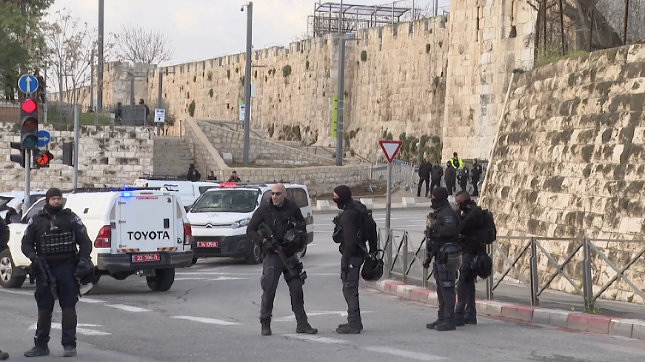 Doğu Kudüs'te bayram namazına müdahale