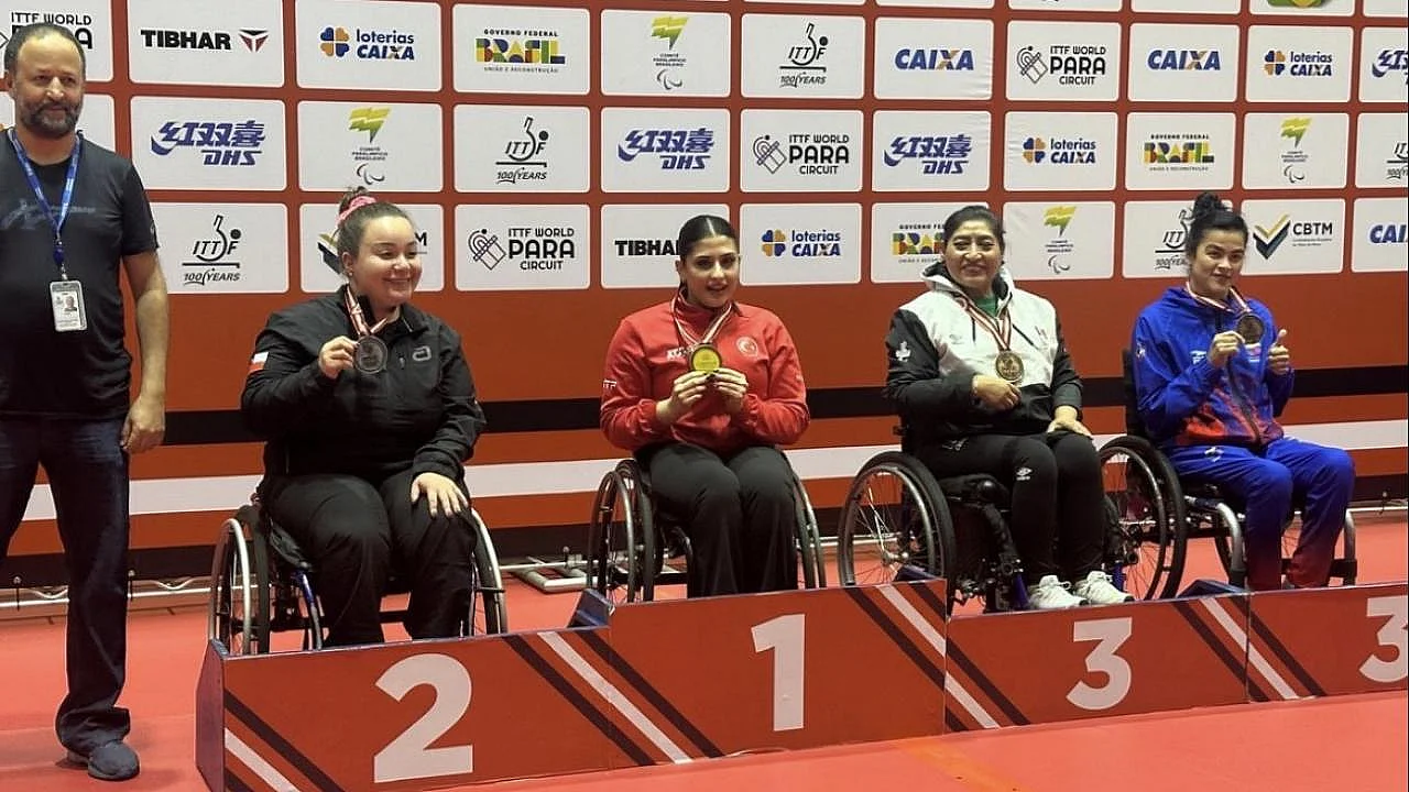 Şilili rakibi Tamara Leonelli'yi 3-0 yenen İrem, şampiyon oldu