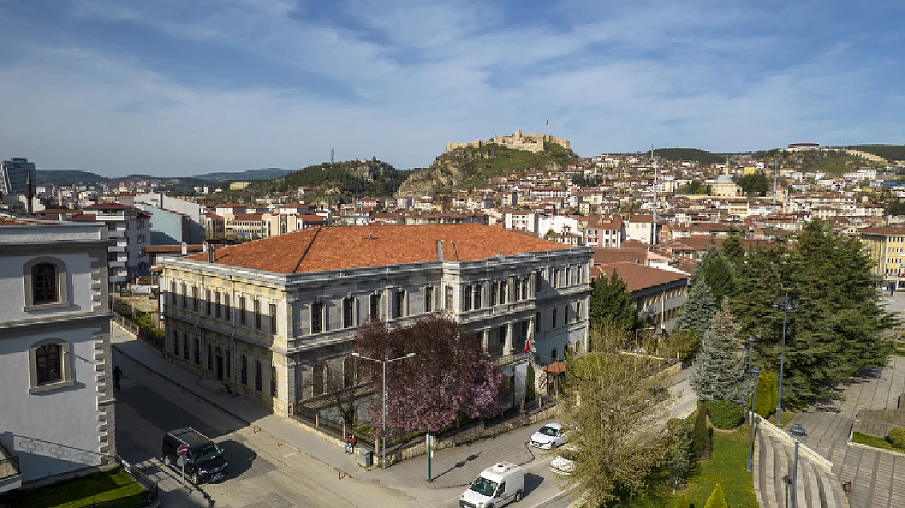 Kastamonu'daki Abdurrahmanpaşa Lisesi, 141 yıldır kesintisiz eğitim vermenin gururunu taşıyor