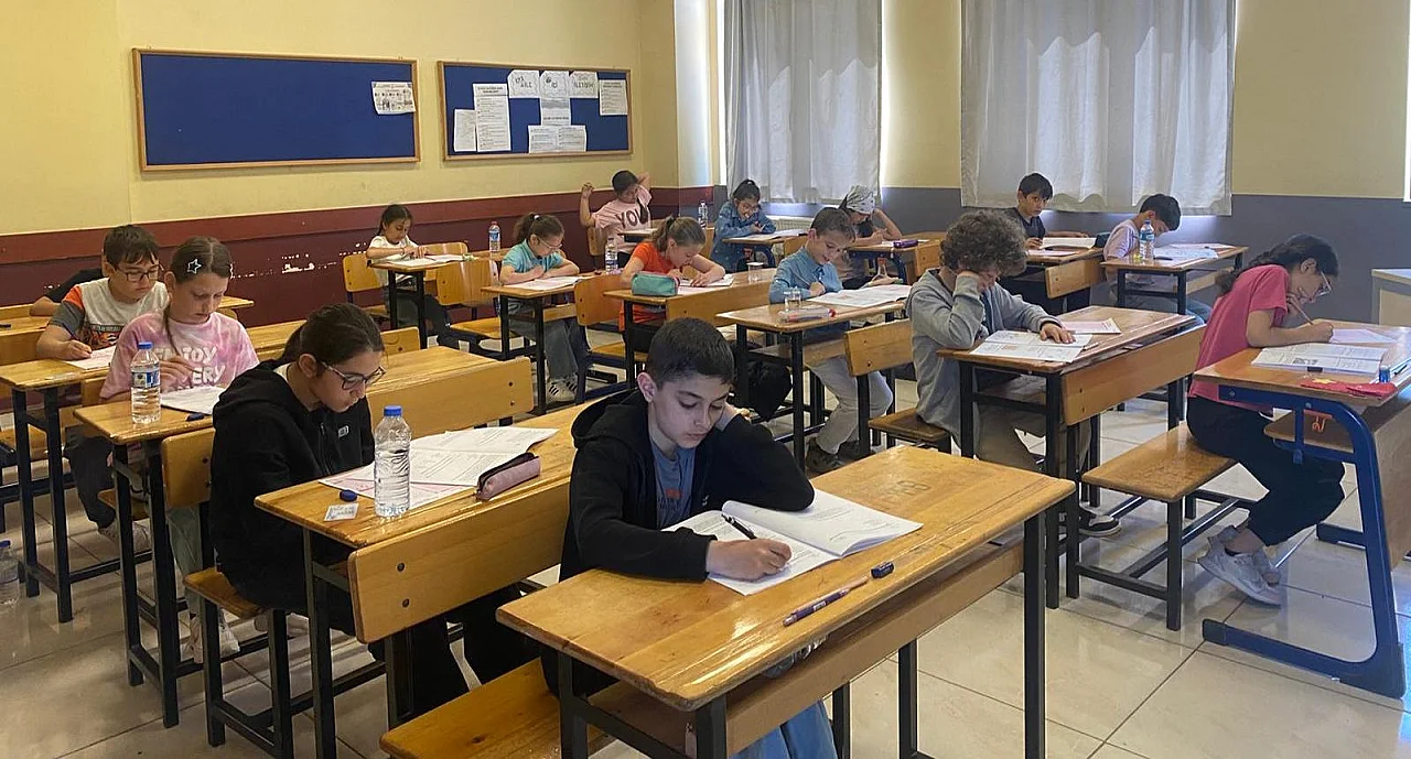 Karamürsel Akçakoca Anadolu İmam Hatip Lisesi’nde Kabul Sınavı Heyecanı