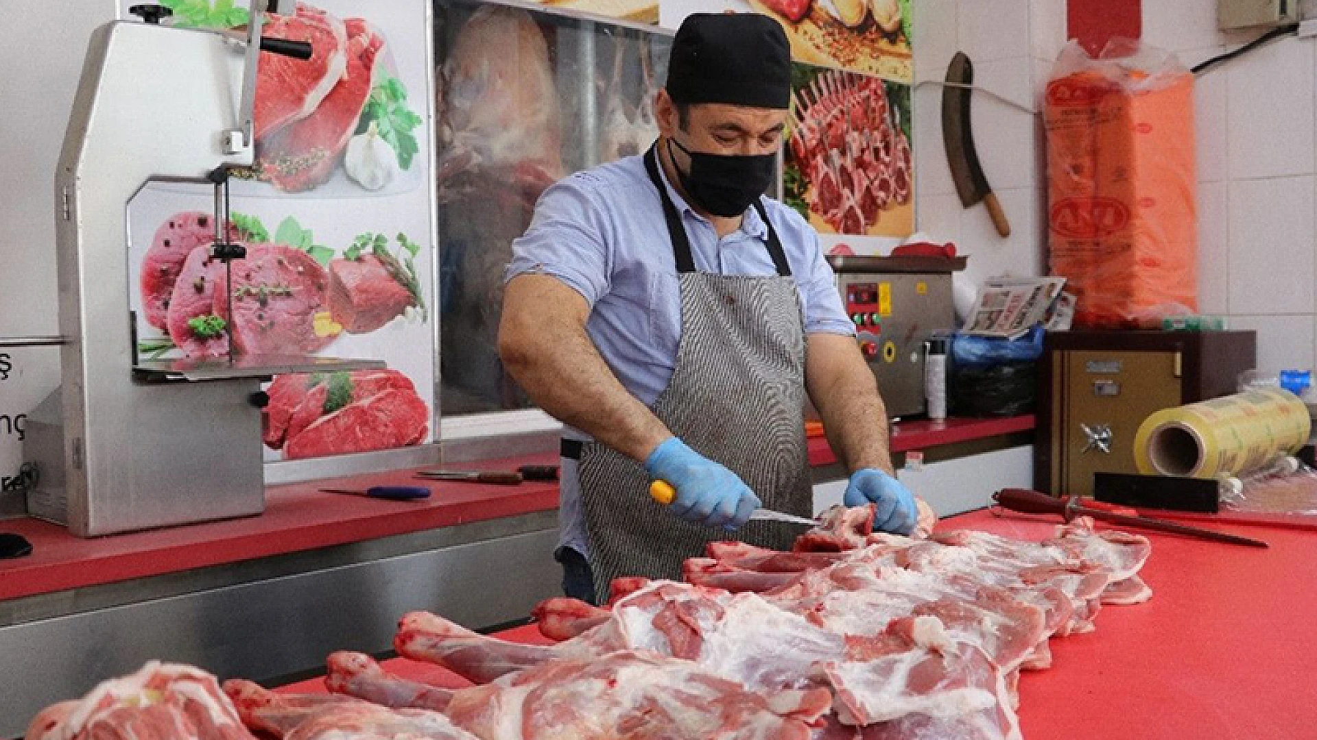 Et poşete sıcak şekilde konulmamalı
