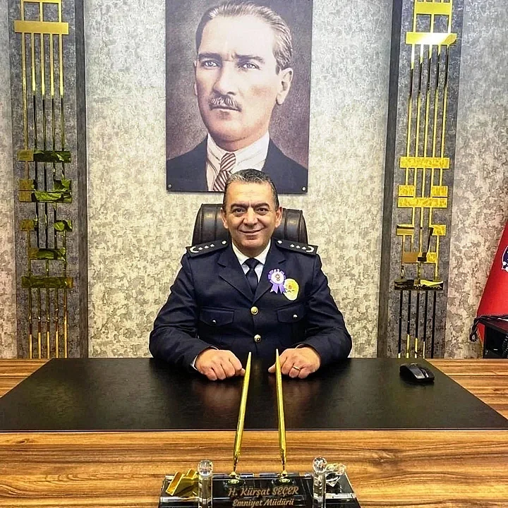 Halis Kürşat Seçer, Polis Başmüfettişi oldu