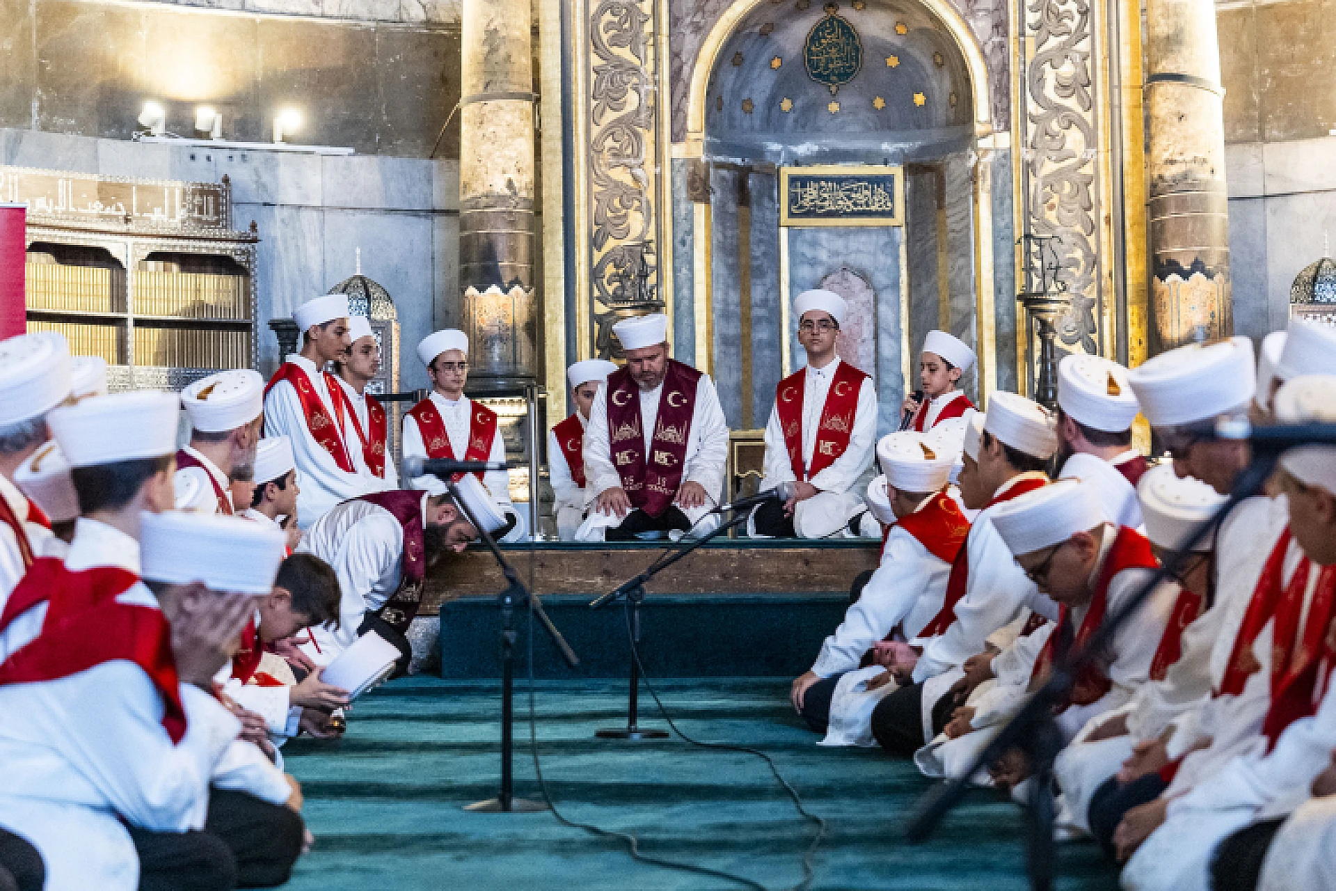 53 hafızın katılımıyla hatim programı düzenlendi