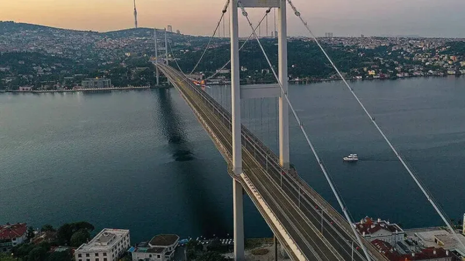 15 Temmuz Şehitler ve FSM de dahil; köprü ve otoyollar için 30 yıllığına özelleştirme kararı