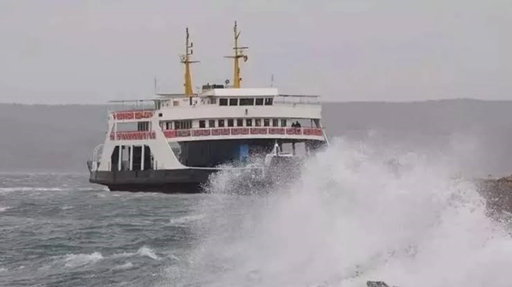 Erdek ve Adalar feribot seferleri iptal edildi
