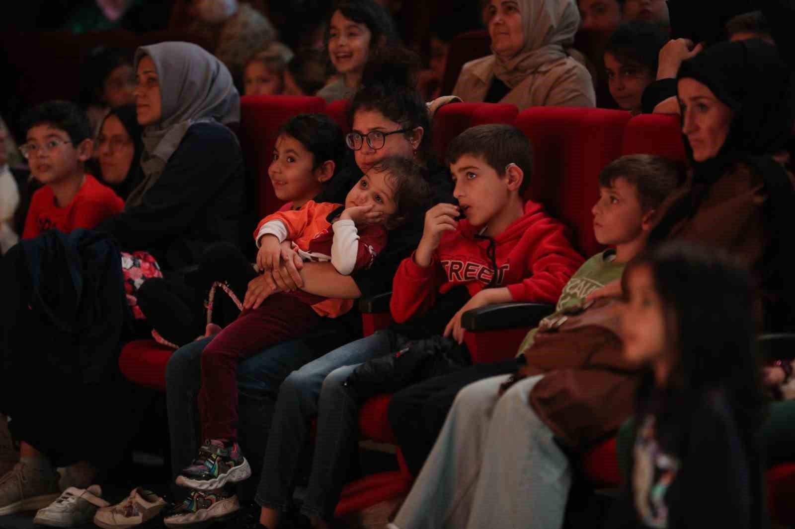 Sultangazi Belediyesi’nden çocuklara ara tatil etkinlikleri