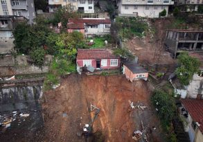 İstanbul’da fırtına ve şiddetli yağış nedeniyle toprak kaydı: 6 kişilik aile ölümden döndü