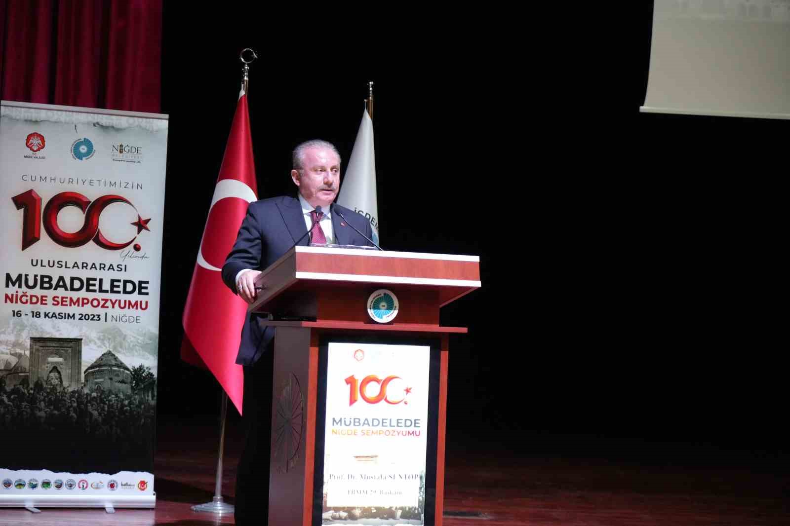 “Büyük Osmanlı coğrafyasındaki nüfus değişimleri devletimizin ve milletimizin en önemli meselesidir”