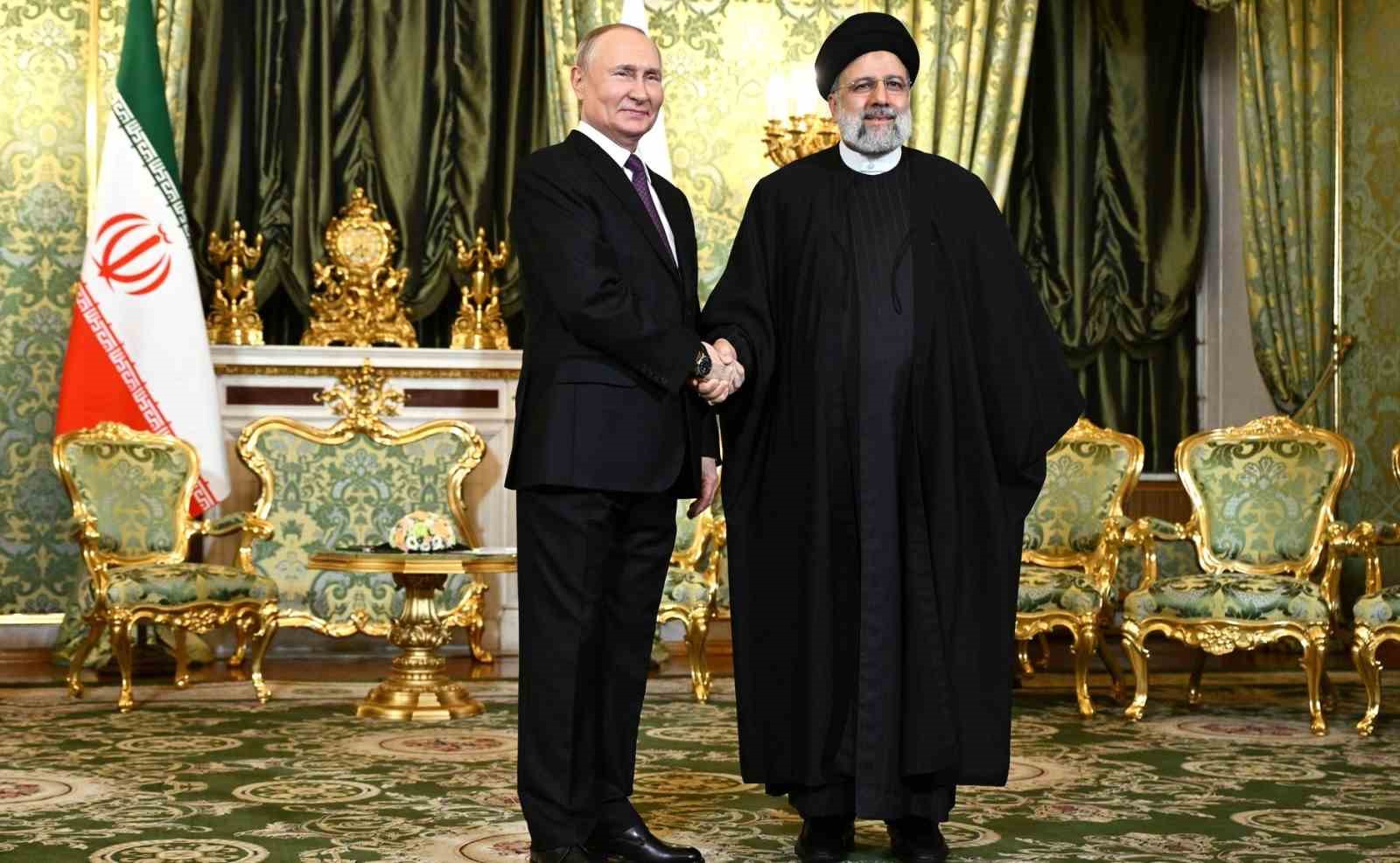 Putin ve Reisi Moskova’da bir araya geldi