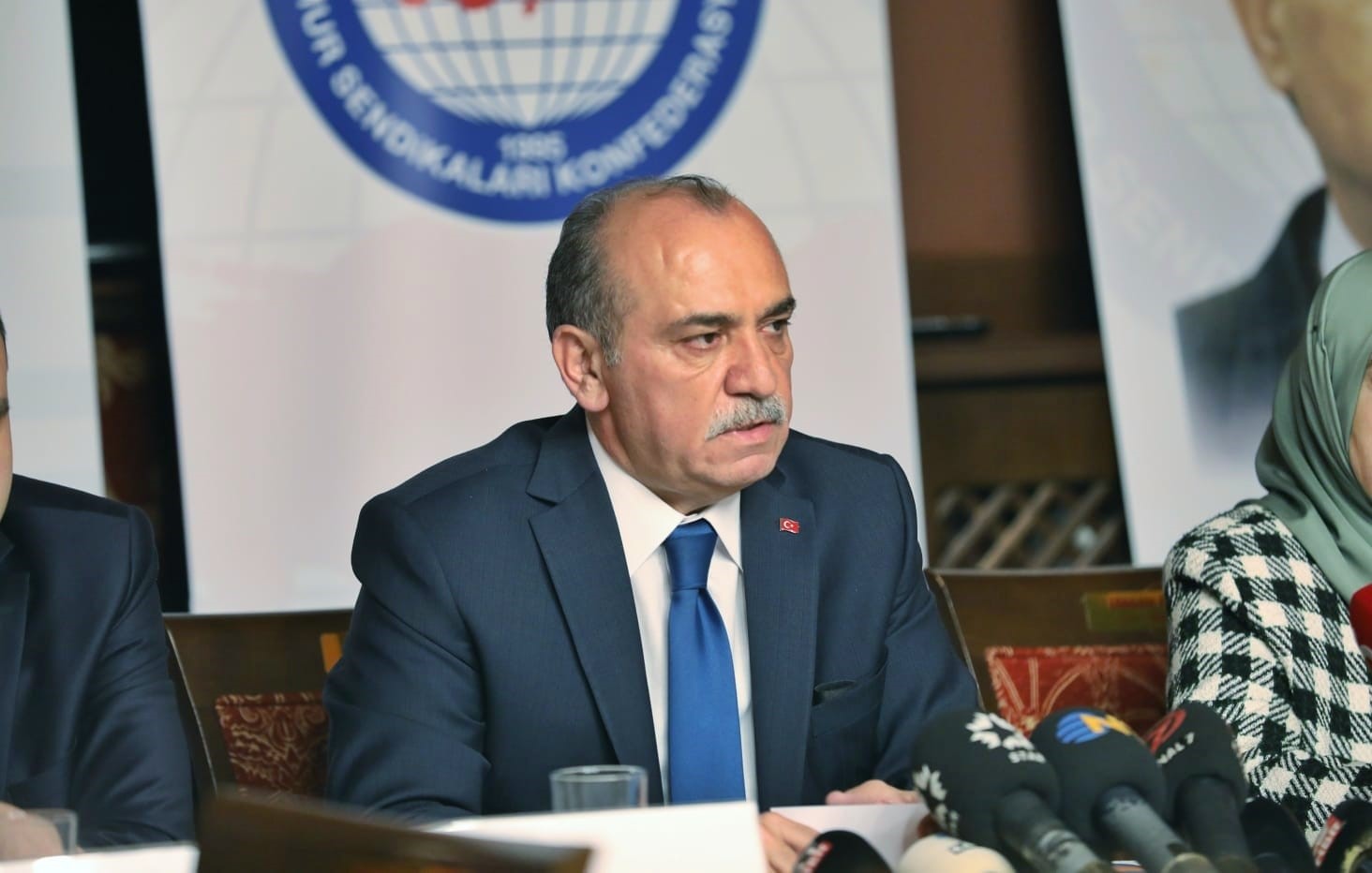 Büro Memur-Sen Genel Başkanı Yazgan: “Büro memurlarına da 30 bin lira ek zam verilsin”