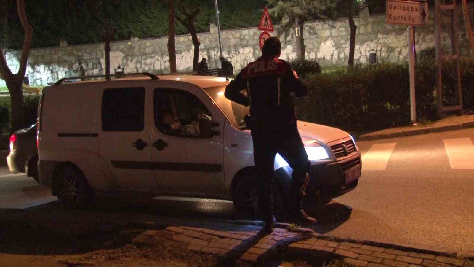 ’Huzur İstanbul’ denetiminde araçlar didik didik arandı