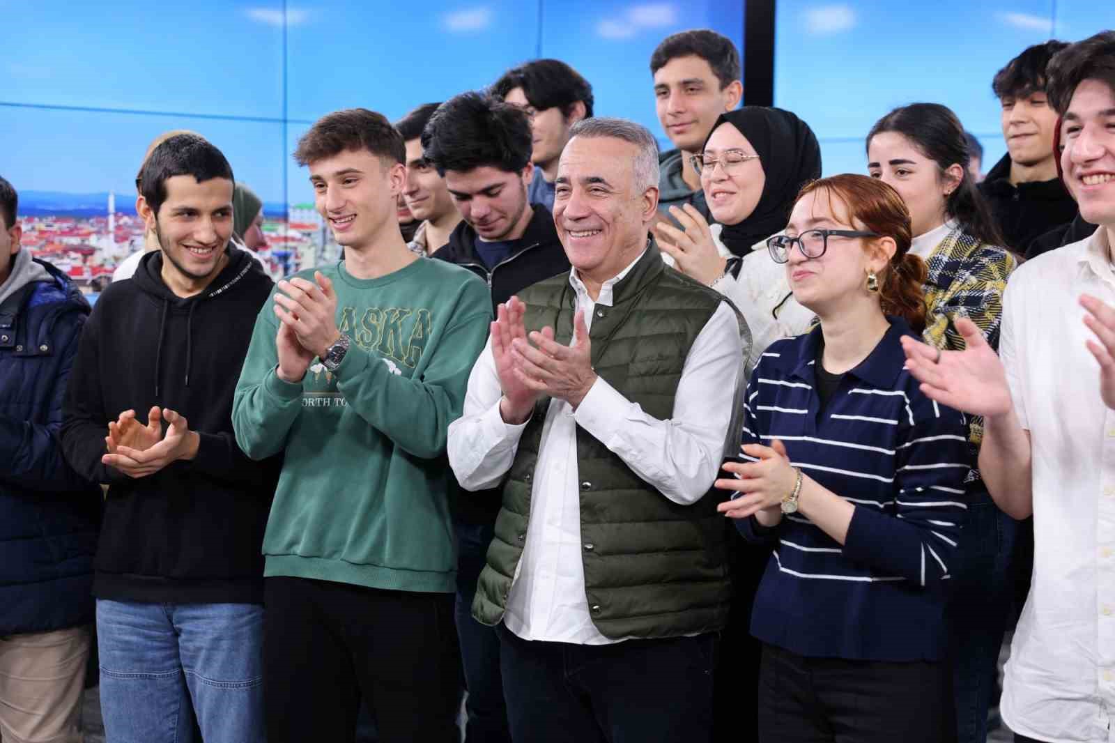 Sultangazi Belediyesi’nden üniversite öğrencilerine büyük müjde